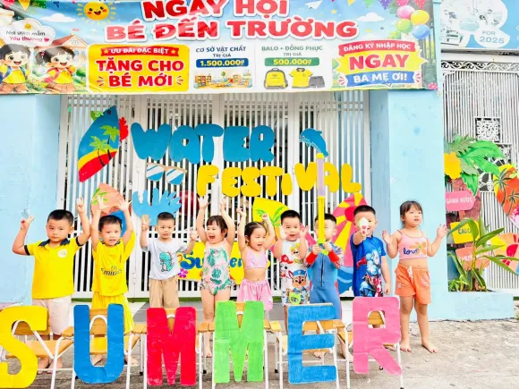 Trang Trí Bức Tranh Từ Hoa Lá – Bé Sáng Tạo Cùng Thiên Nhiên