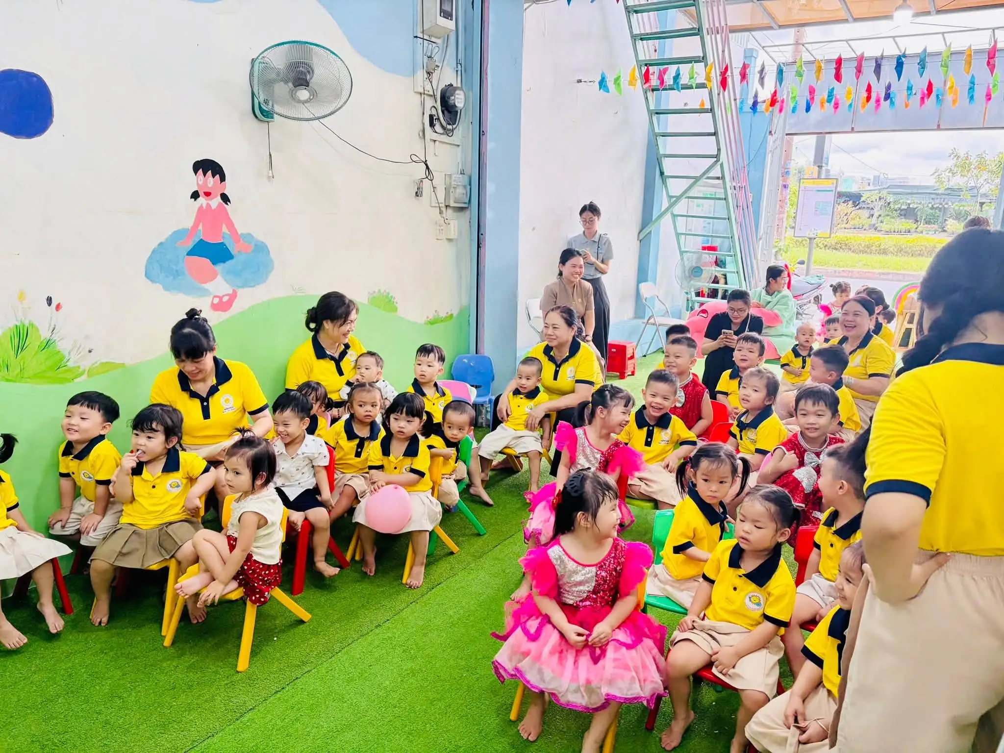 Ngày hội Bé đến trường tại Mầm Non Mặt Trời Bé Con An Lạc